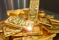 Gold prices fluctuated after China's move, six months later.