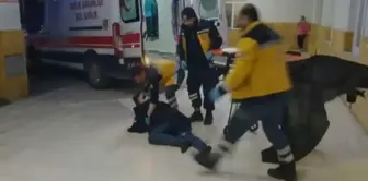 The medical teams dropped the injured person covered in blood from the stretcher.