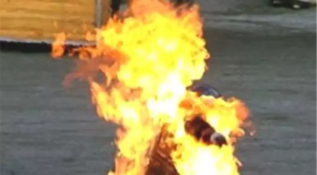 Iranian Citizen Committed An Act Of Self-Immolation In Front Of Parliament