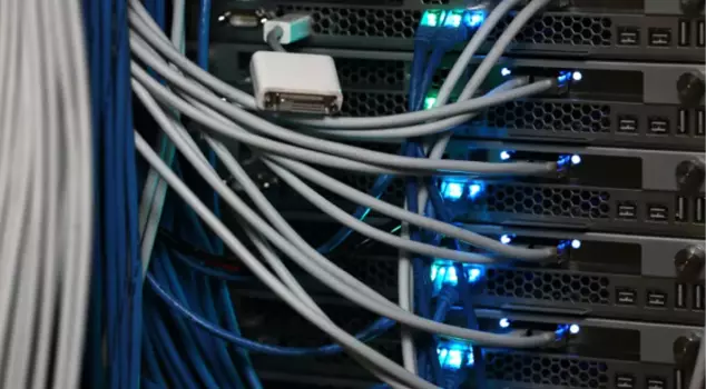 In Narrow US Vote, FCC Favors Net Neutrality