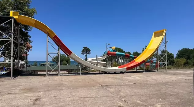 Tragic incident! The owner of the water park, who was trying to save the child who got electrocuted, lost his life.