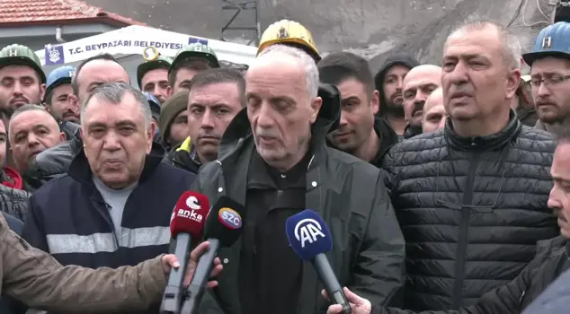 TÜRK-İŞ President Atalay participated in a solidarity action with miners.