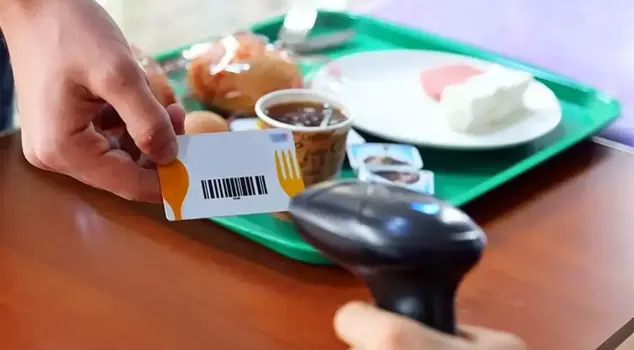 The Council of State has imposed restrictions on the use of meal cards for shopping.