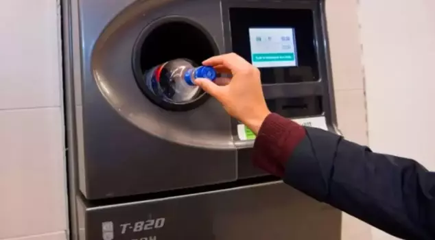 Waste packaging will now be thrown into machines instead of the trash.