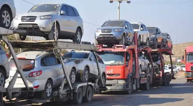 The shipment of new and used vehicles to Syria has reached a record high.