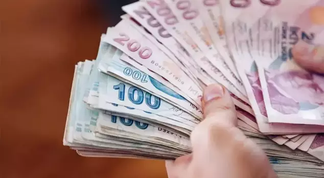 Here are the strongest possibilities on the table for retirement bonuses.