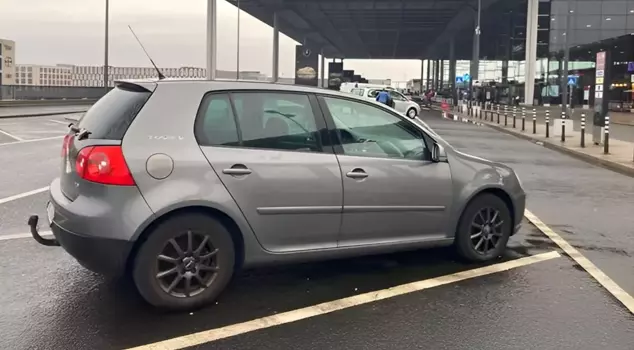 The owner of the vehicle parked in the parking lot in Germany has not been found for months.