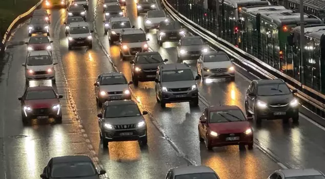 The first day of the week in Istanbul turned into a traffic nightmare with the rain.