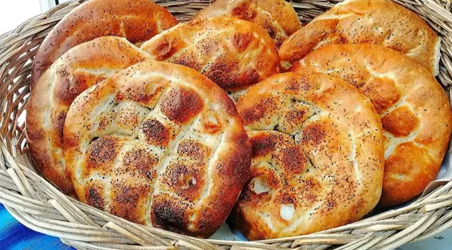 The price of Ramadan pita in Istanbul has been announced.