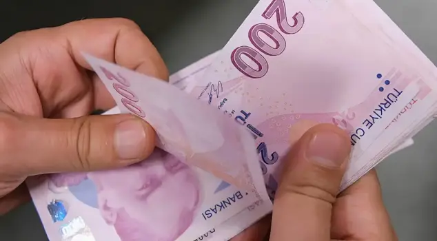 Millions are waiting for the pension increase on Monday.