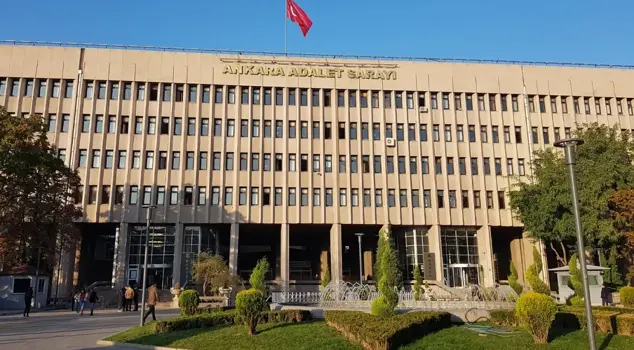 The suspect who threatened his ex-wife and daughter with the Bahar Aksu murder has been released.