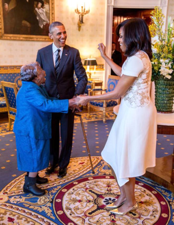 Barack& Michelle Obama'nın Aşkına Şahit Olacağınız 15 Kare