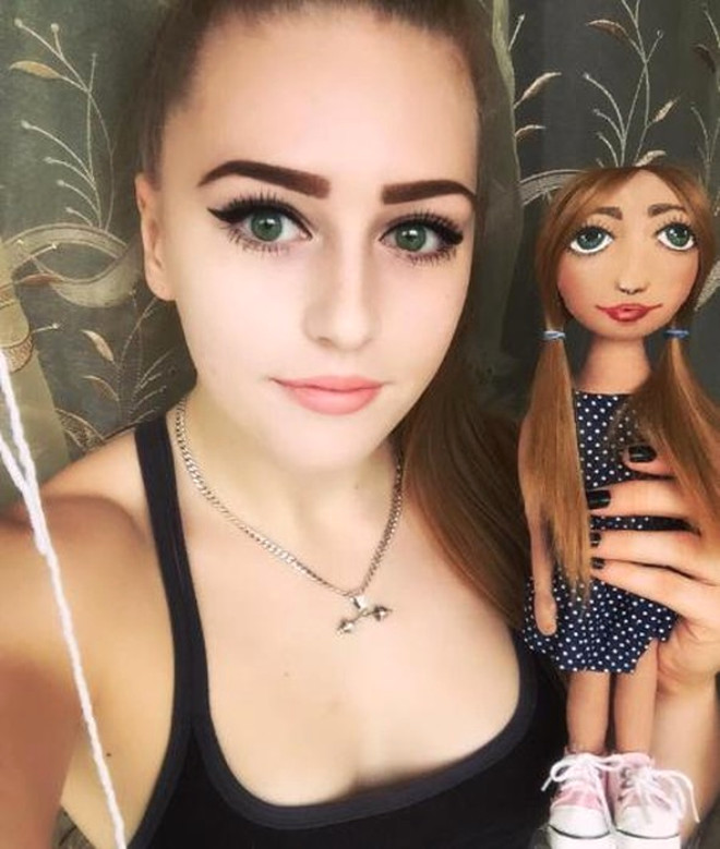 'Kaslı Barbie' Sosyal Medyayı Kasıp Kavuruyor!