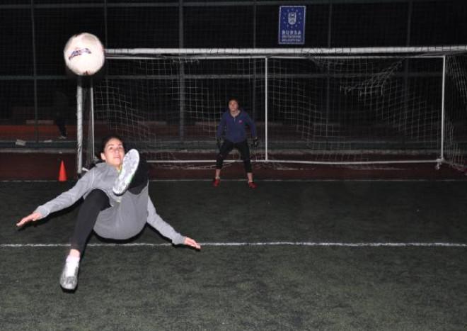 Inegol De Ilk Futbol Takimi Sahaya Indi Son Dakika
