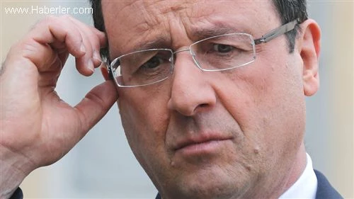 The Lost Year Of Francois Hollande