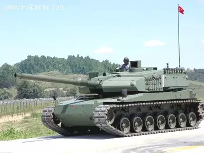 Turkey Completes Testing Of Domestic Altay Tank