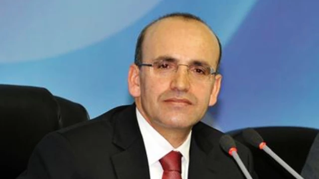 Finance Minister: Turkey Better Off With Debt Guarantee