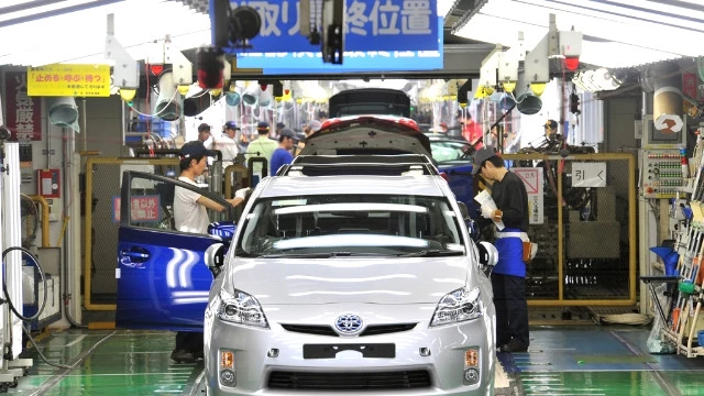 Japan's Toyota Sets New 12-Month Sales Record