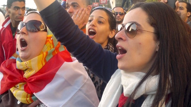 المحامية ماهينور المصري تفوز من سجنها بجائزة حقوقية دولية