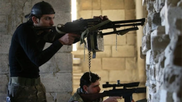 Syria Rebels Battle ISIS Jihadists Near Damascus