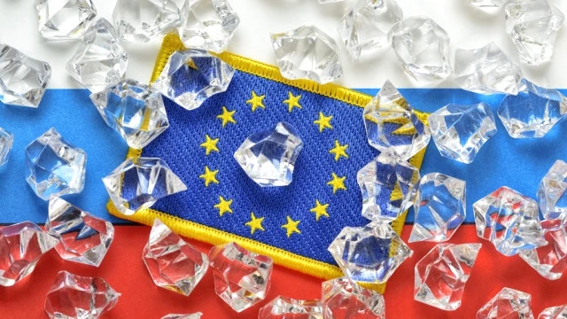 EU Adopts Broad Economic Sanctions Against Russia