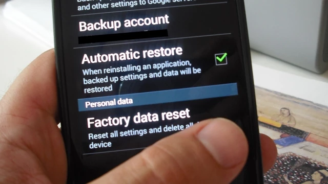The Naked #Selfie: How Safe Is A Factory Reset On Your Android Phone? Not Very