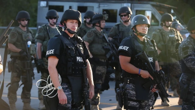 US Police: Going Military With Program 1033