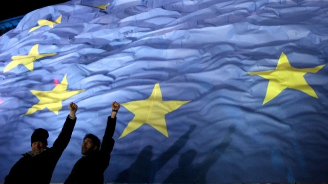 Brok: EU Lacks Unified Foreign Policy Strategy