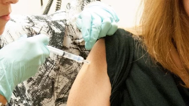 Ebola Vaccine Cad3-EBO Raises Hopes In First Trial