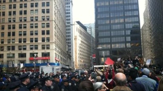 NY Riot Police Block Protesters At Headquarters