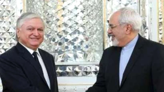Iranian, Armenian Fms Hold Meeting