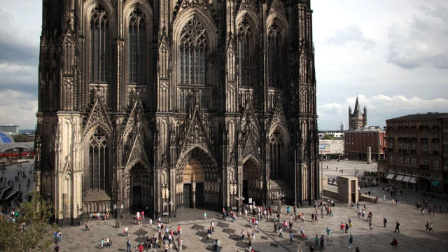 Cologne: A Day On The Domplatte