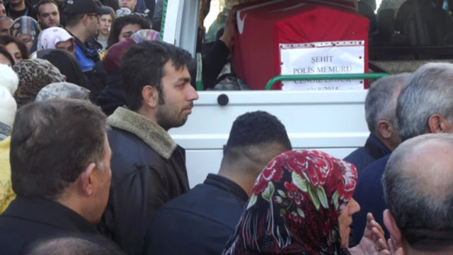 Funeral Of Policeman Martyred In Diyarbakır Brought To His Homeland