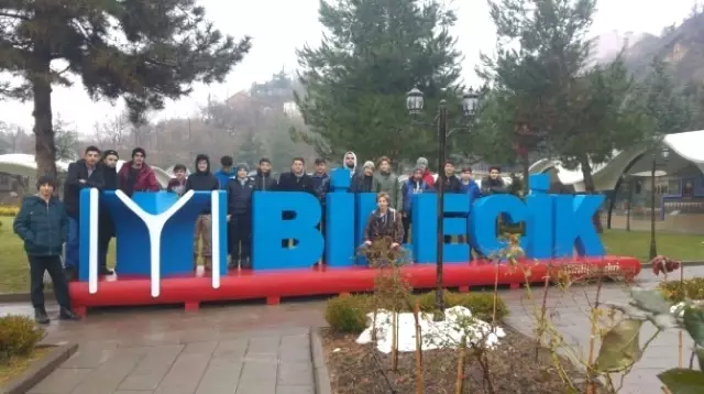 Tarih Şeridi ve Şeyh Edebali Türbesi Misafirlerini Ağırlamaya Devam Ediyor