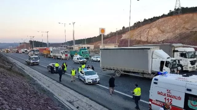 Kuzey Marmara Otoyolu'nda Trafiği Kilitleyen Kaza