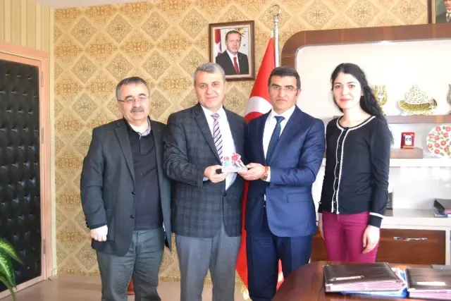devlet-korumasindaki-cocuklar-buz-hokey-...6401_o.jpg
