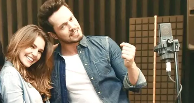Birbirine Çok Yakıştırılan Aslı Enver ve Murat Boz Çifti Ayrıldı mı
