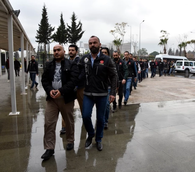 Antalya'da Fetö'nün Öğretmen Yapılanmasına Operasyon: 16 Gözaltı, System.String[]