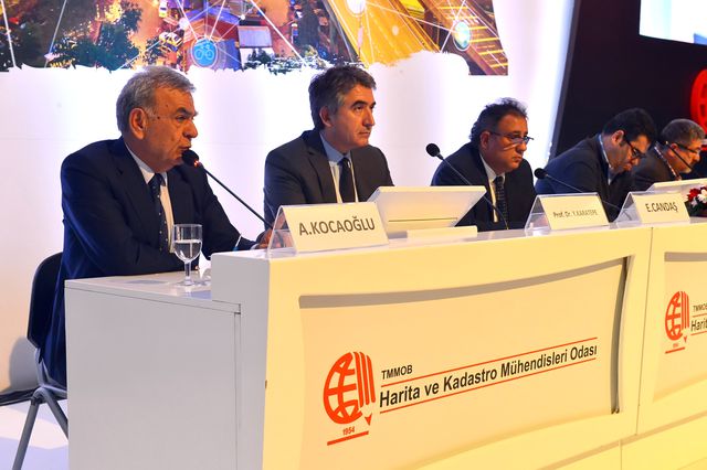 Ankara'da İzmir'i anlattı