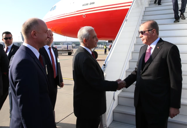 أردوغان يصل بولندا في إطار زيارة رسمية