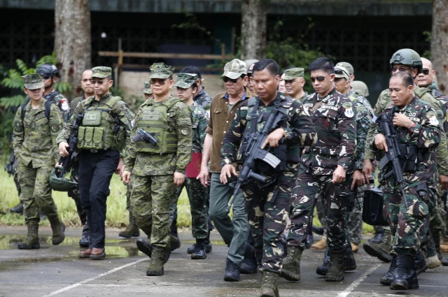 الرئيس الفلبيني يعلن تطهير مدينة ماراوي من الإرهابيين