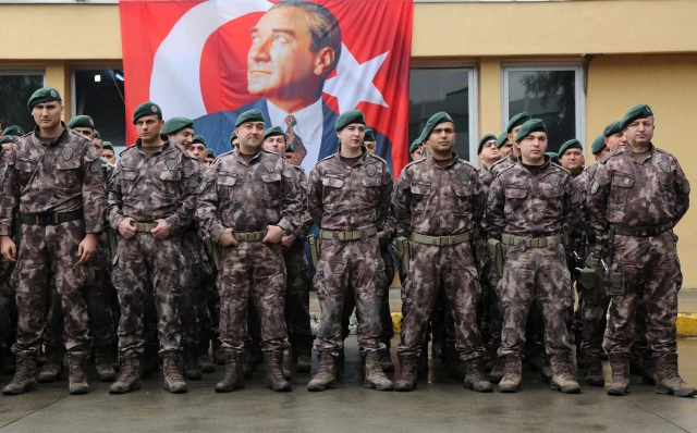 63 عنصرا من الشرطة الخاصة التركية يتوجهون لمنطقة عفرين