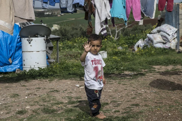 لاجئو عفرين في تركيا يستعدون للعودة إلى ديارهم