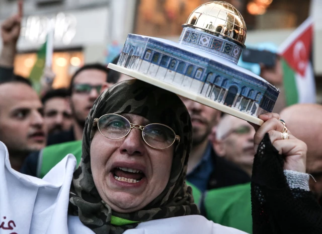 В Стамбуле Протестуют Против Решения Сша По Иерусалиму