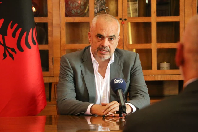 Тирана Не Допустит, Чтобы Fetö Угрожало Образованию В Албании