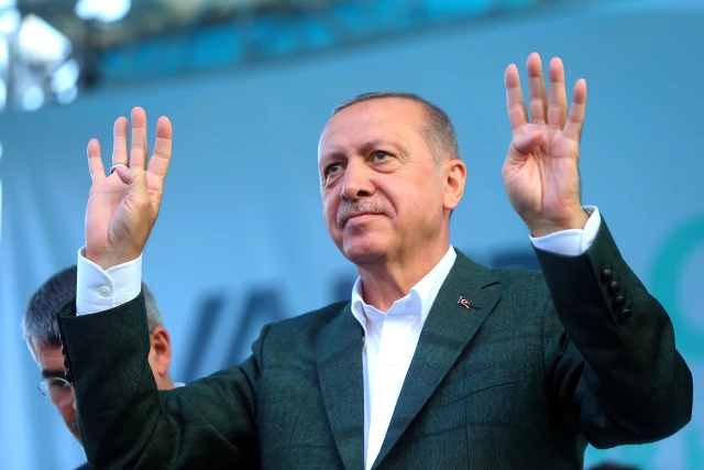 أردوغان: انسحاب الإرهابيين من منبج تم عبر الطرق الدبلوماسية