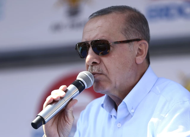 أردوغان: قصفنا 10 نقاط مهمة لـ