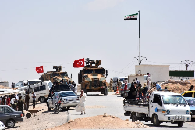 Turkish Army Completes Third Round Of Patrols İn Manbij