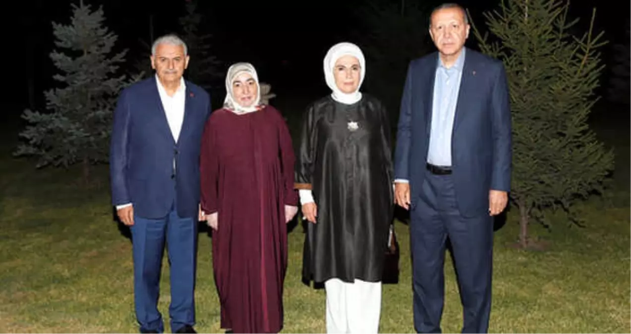 Cumhurbaşkanı Erdoğan, Eşi Emine Erdoğan ile Birlikte Başbakan Yıldırım'ı Ziyaret Etti Cumhurbaşkanı Erdoğan, Eşi Emine Erdoğan ile Birlikte Başbakan Yıldırım'ı Ziyaret Etti