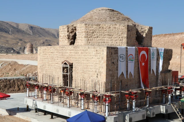Историческая Баня В Турции Размещена На Новом Месте